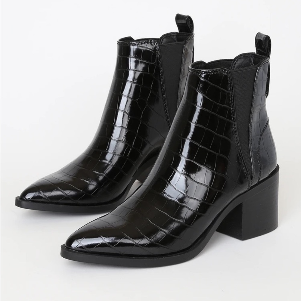 Like New: Steve Madden Audience Black Croc Ankle Boot